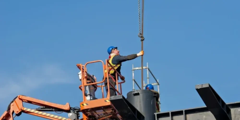 Instrutor de Operador de Plataforma Elevatória